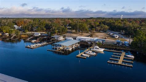 Steinhatchee marina - The Sea Hag Marina is located in Steinhatchee, Florida near the entrance of the Steinhatchee River at the Gulf of Mexico. A full-service marina, it features bait and …